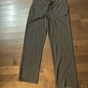 Roots pants women size L